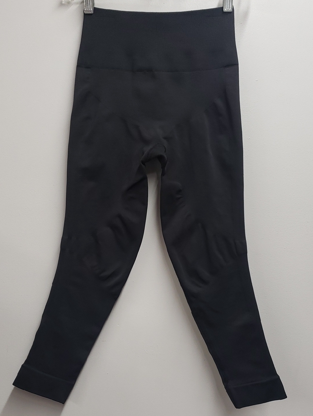 Lululemon Zone In Tight Compression Leggings High Rise Size 4 Black